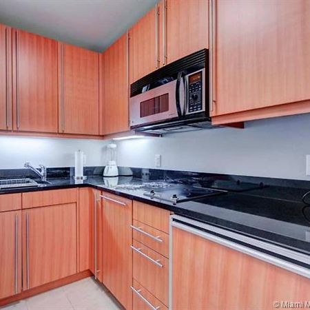 Private Condo Hotel At Four Seasons Brickell Miami Exteriör bild