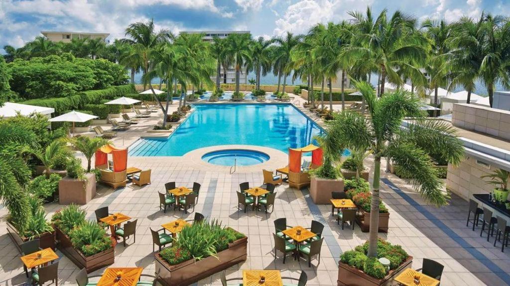 Private Condo Hotel At Four Seasons Brickell Miami Exteriör bild